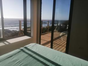 Espectacular cabaña Las Rocas de Algarrobo - El Quisco Norte Vista a la rompiente de la ola