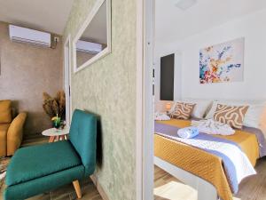 Holiday house Boost with heated pool 