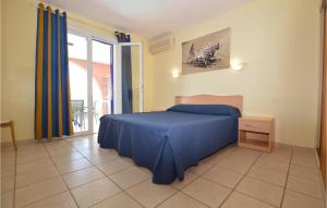 Appartements Nice apartment in Propriano with 1 Bedrooms, WiFi and Outdoor swimming pool : photos des chambres