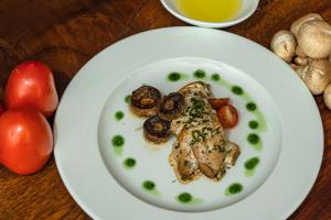 SaffronStays Jannat, Igatpuri 100 Percent pet-friendly villa with amazing lake view