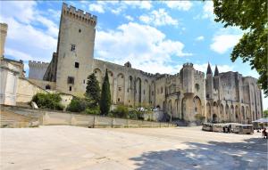 Appartements Stunning apartment in Monteux with WiFi : photos des chambres