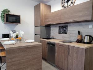 Q Apart Meta - klimatyzowane apartamenty przy Manufakturze z garażem lub parkingiem Gratis, FV