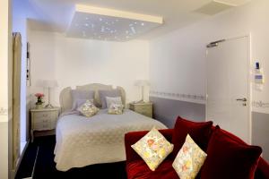 Hotels La Gourmandine : photos des chambres