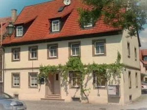 Ferienwohnung Haus Gänseplatz - Astheim