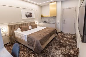 Deluxe Double Room room in Old Mill Conference