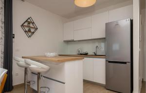 Amazing Apartment In Baska Voda