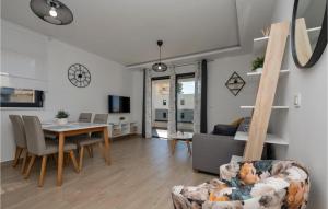 Stunning Apartment In Baska Voda 