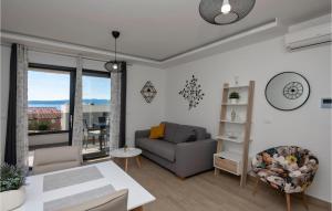 Beautiful Apartment In Baska Voda With 1 Bedrooms, Wifi And Swimming Pool