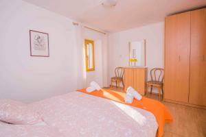 Apartment Dobrinj 1 