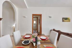 Villa Irma with private pool