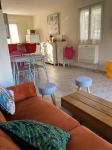 Maisons de vacances Appartement climatise 2 chambres 60m2 Dans un grand jardin a 5mn des plages : photos des chambres