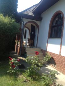 Landhaus Töreki mit Pool