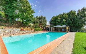 Cozy Home In Scansano With Jacuzzi