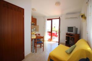 Apartment Radin near the beach