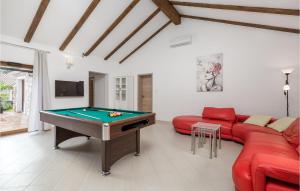 Awesome Home In Gostinjac With Kitchen 