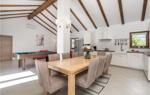 Awesome Home In Gostinjac With Kitchen 