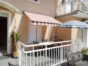 Appartements Le Conty : Appartement avec Terrasse