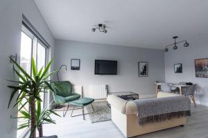 Causeway Coast Beach Front Apartment - Ballycastle