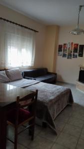 Alexandros Guesthouse