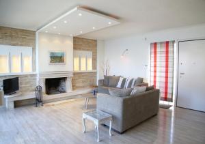 Penthouse -Breathtaking sea view-Just on the beach