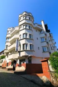 HOTEL THE WHITE HOUSE Plovdiv - Perushtitsa