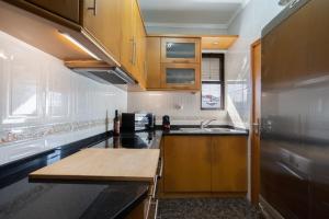 Host Wise - Lovely & Cozy House - Prime Location