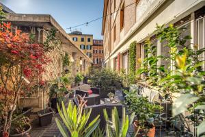 AwesHomeItaly - Hanging Gardens
