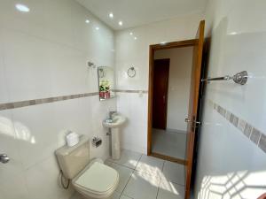 Moderna y Unica casa independiente con jardín y estacionamiento