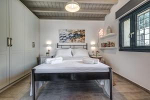 Barbati Luxury House by Corfuescapes
