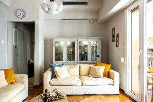 Penthouse Gem with Outstanding Acropolis View