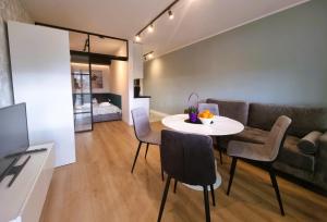 Apartament Szmaragdowa 21 365PAM