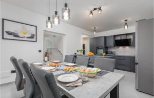 Stunning Home In Pula With Sauna