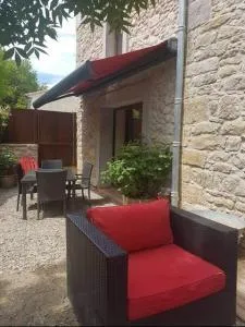 Villa Misanid écrin de verdure à 15mm de la cité de Carcassonne - 屈伊朗