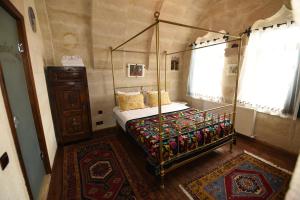 Terrace Suite with Spa Bath room in Canela Cave Hotel - Cappadocia