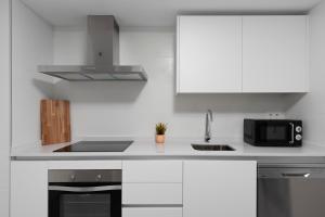 Cala de Mijas 2 bedroom apartment with parking and pool