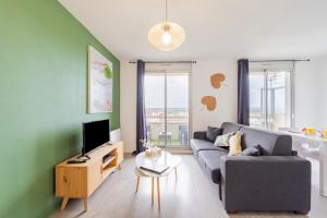 Appartements Appart'Hotel Versailles Saint Cyr l'Ecole - Gare SNCF RER : photos des chambres