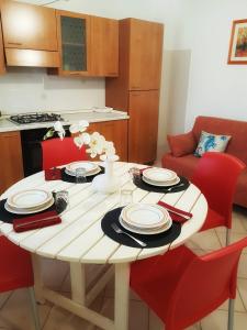 Residenza Grecale villetta con veranda vicino al paese img12