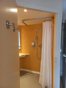Hotels Hotel La Metairie 2 etoiles : photos des chambres