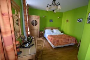 Hotels Hotel De Calais : photos des chambres