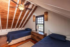 Athenas Mahogany House and The PoolClub at Mahogany Bay!