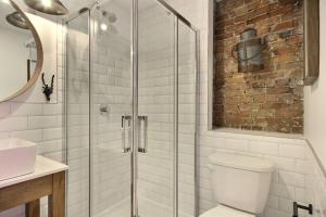 North House - Spectacular 3 Bedroom Old Quebec Penthouse