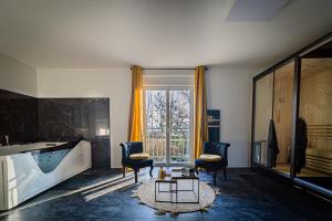 superbe appartement de charme moulin de Baverans .