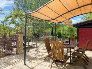 Maisons de vacances Mas Bourdaric - Location de Gites en Ardeche du Sud : photos des chambres