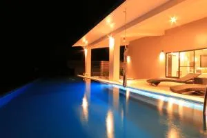 MARINX POOLVILLA NAKANDAKARI - Nanjo