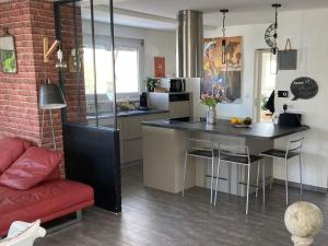 Unusual duplex with garden