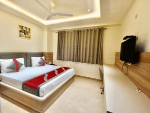 Hotel Tripple Tree - Karol Bagh