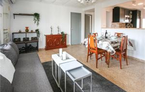 Nice Apartment In Santa Pola With Wifi