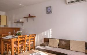 Apartment between the vineyard