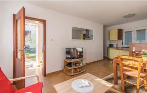 Apartment between the vineyard