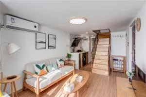 Locals Apartment House 01 - Xinzheng